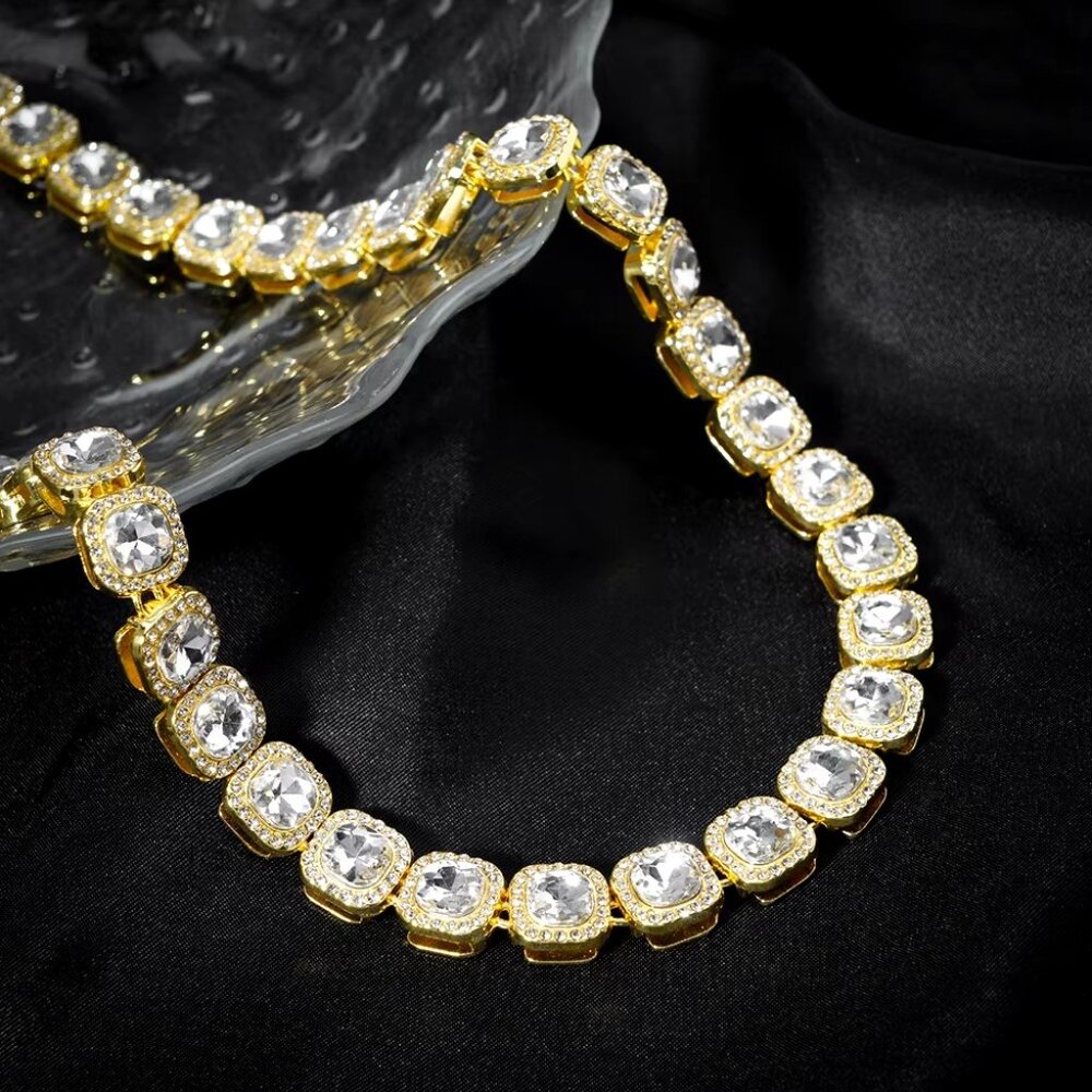 ⭐ Large 22" Long Iced Out Diamond 46 Ctw. Necklace 13mm Wide 18k Yellow Gold ⭐ - Picture 2 of 3